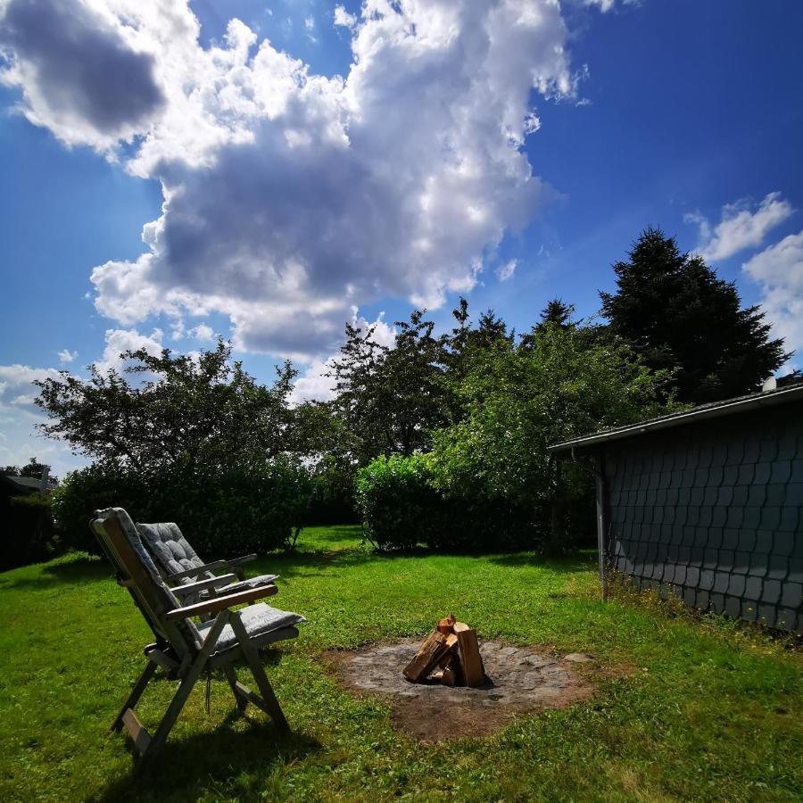 Bb19 Eifel-Ferienhaus Am Moseltal Mit Saunahaus Beuren  Eksteriør billede
