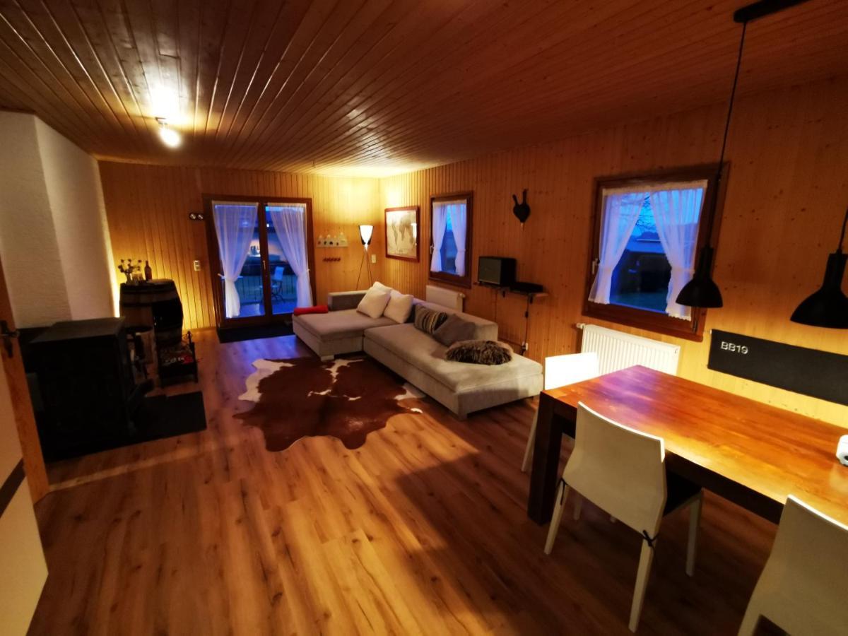 Bb19 Eifel-Ferienhaus Am Moseltal Mit Saunahaus Beuren  Eksteriør billede