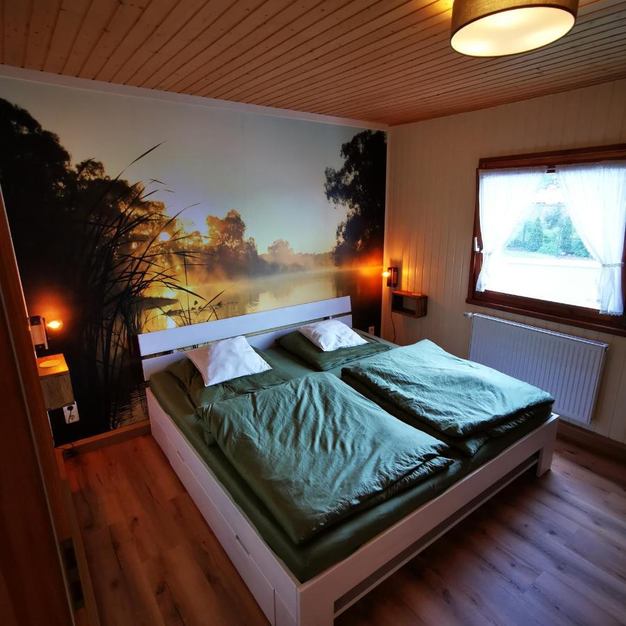 Bb19 Eifel-Ferienhaus Am Moseltal Mit Saunahaus Beuren  Eksteriør billede
